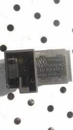 Buton Deschidere Rezervor Vw  Volkswagen Passat B5 19962005 (2)