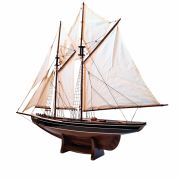 Iaht cu vele Bluenose din lemn cu vele de pânză L: 74cm H: 66cm