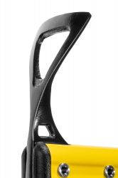PIATE.SY ice axes AIR TECH EVO shovel close up