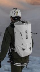 WEB bagsandpacks action summer SPARTANX30 LNZ 4000