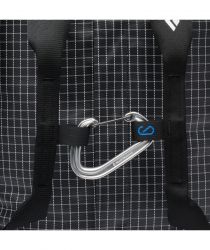 680049 0002 Mission 130 L Duffel Black 02