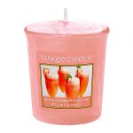 Lumanare parfumata Yankee Candle White Strawberry Bellini 49 g