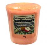 Lumanare parfumata Yankee Candle Crisp apple & Jasmine 49 g