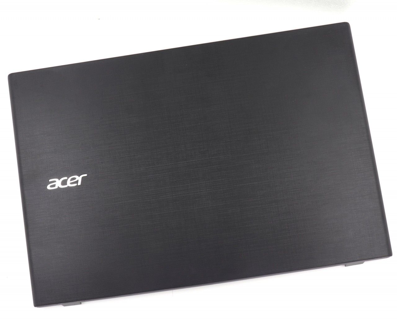 Capac display Acer Aspire E5 573 E5 573G E5 573T TFQ3QZRTLAT cu antene Wi Fi