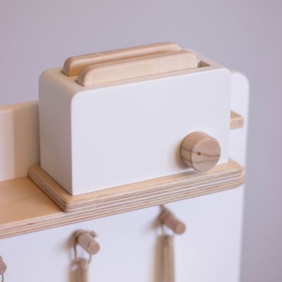 Toaster with 2 slices of bread pretend play wooden toy