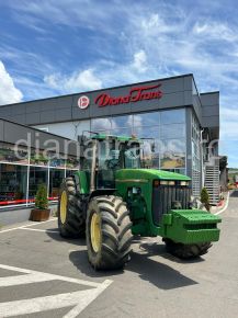 Tractor JOHN DEERE 8100